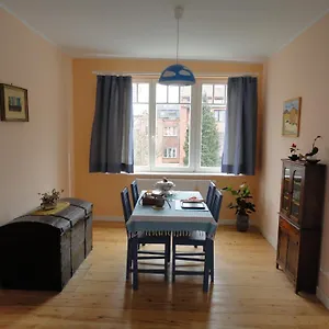 Dasos Kynthos , Woluwe-Saint-Lambert Bélgica